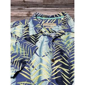 Tommy Bahama Silk Hawaiian Button Down‎ Large EUC!
